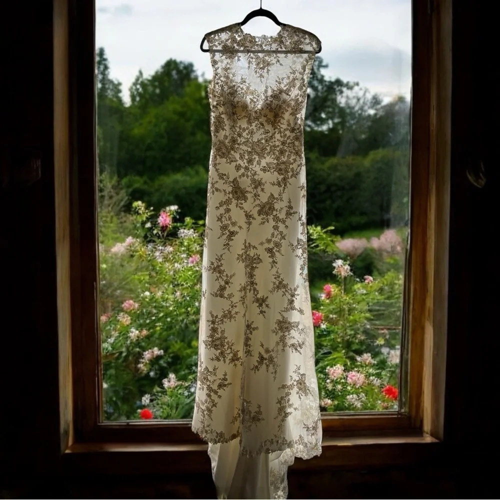 Maggie Sottero Camelia size 10 Wedding Dress Bridal - Picture 3 of 9